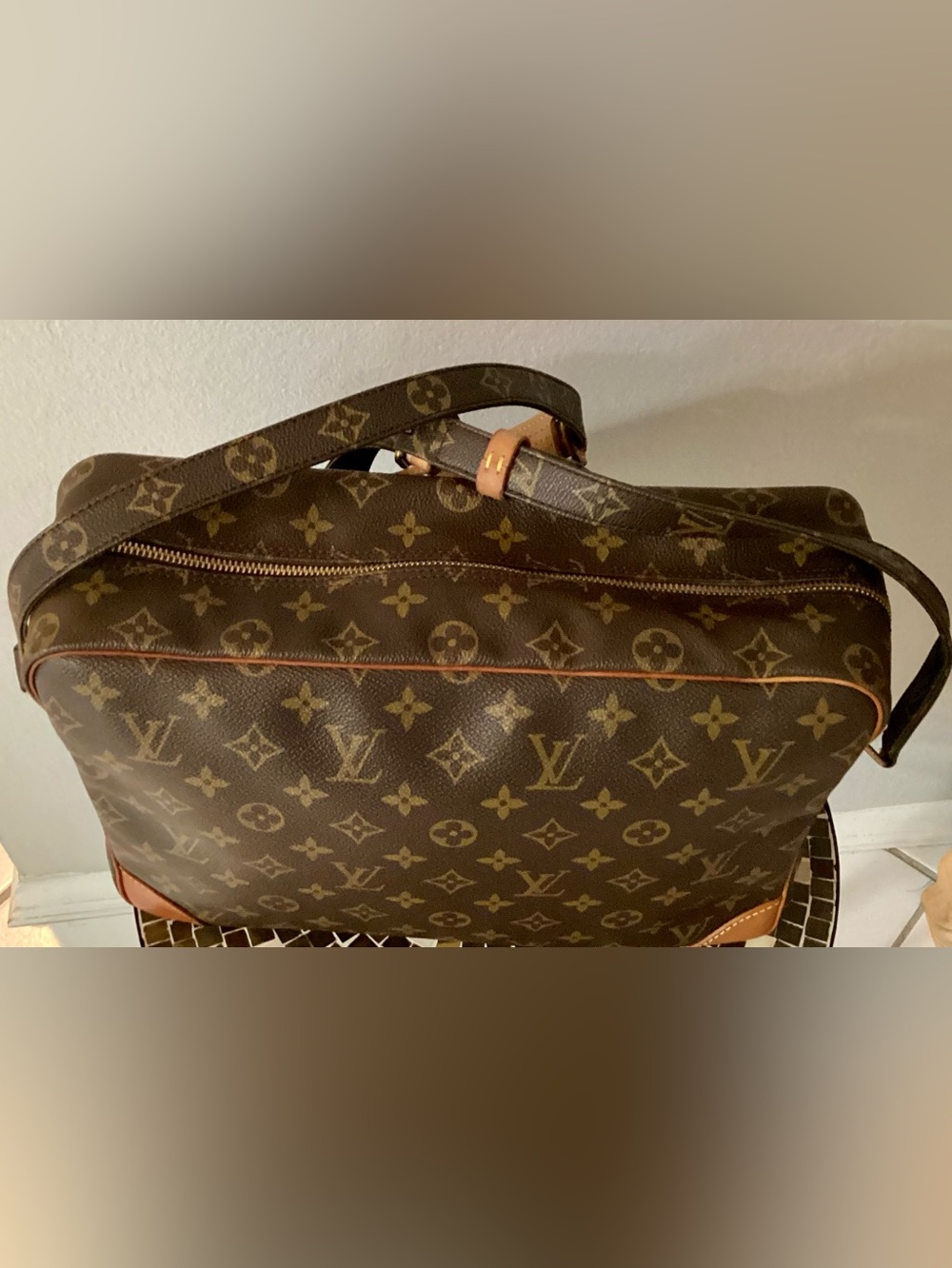 Louis Vuitton Monogram Nile Unisex GM Canvas Bag in Brown - Picture 3 of 16